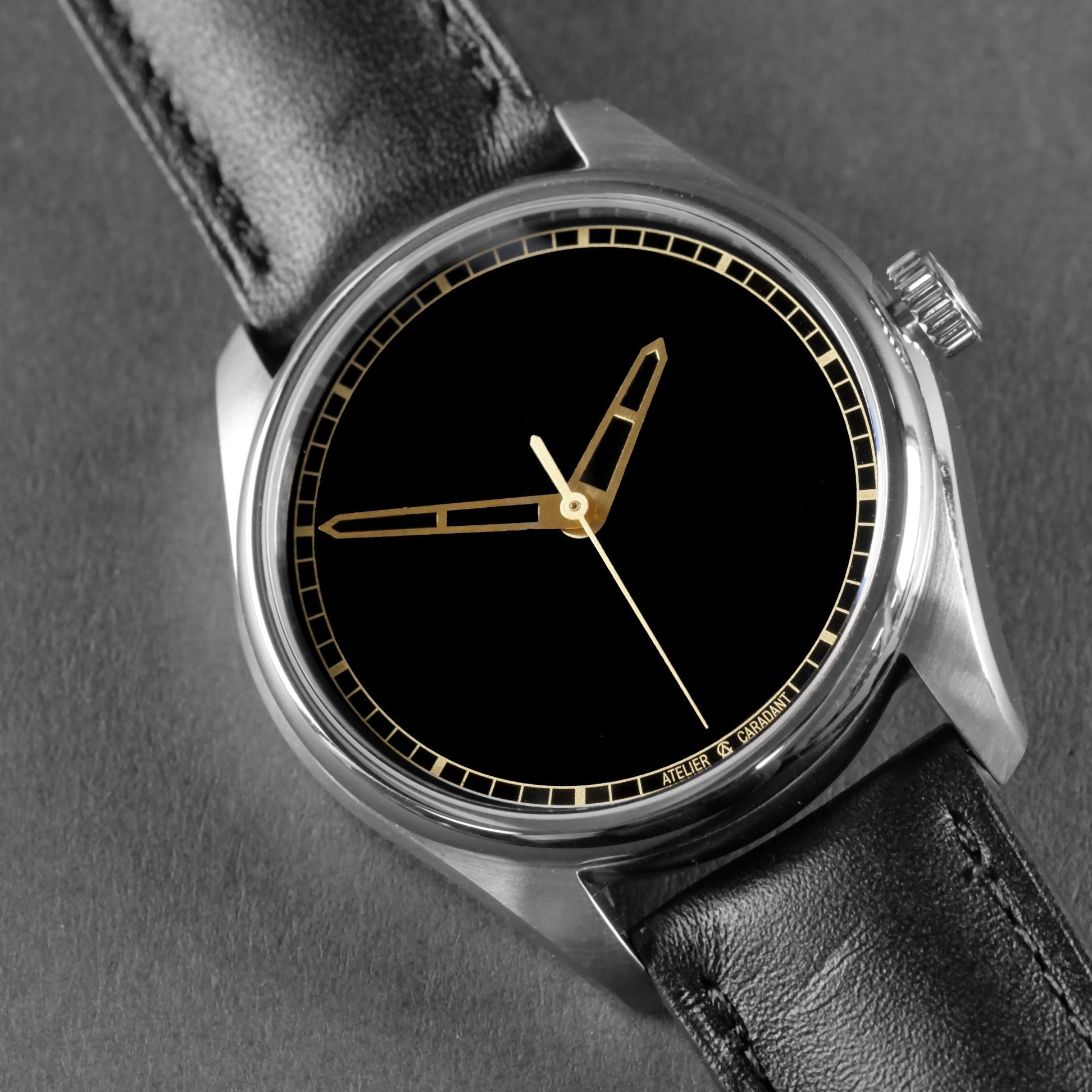 Signature Event Horizon Aiguilles Dorées - Atelier Caradant