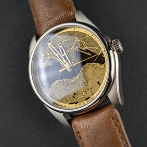 Hong Kong watch Brass dial city map Golden Second - Atelier Caradant